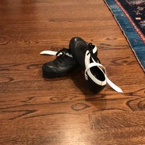 Size 1 1/2 Irish step dancing shoes